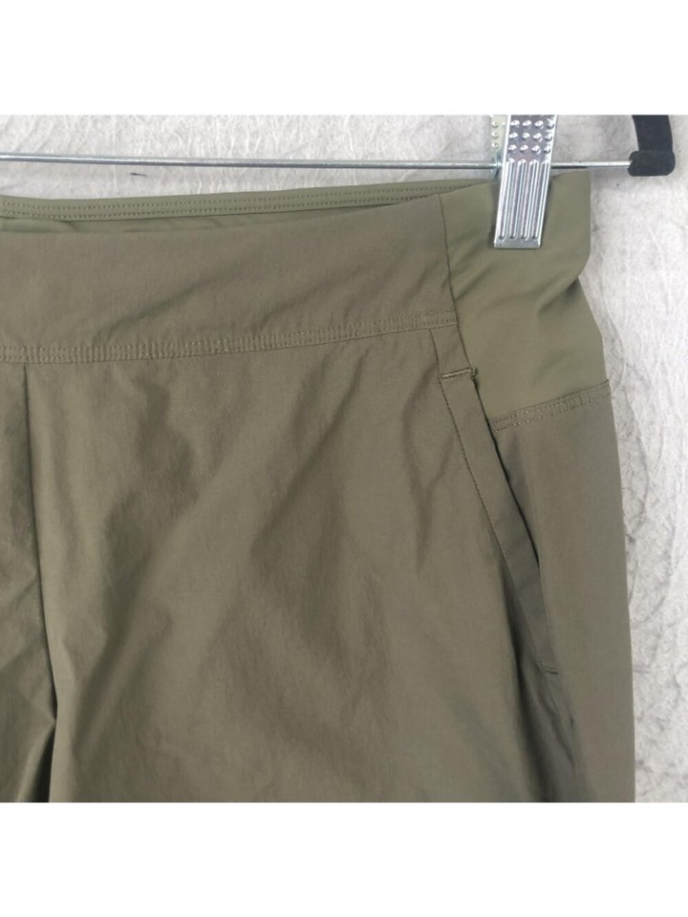 Arcteryx Shorts Womens Medium Green Lightweight Hiking Quick Dry Trail Beach - Picture 16 of 16
